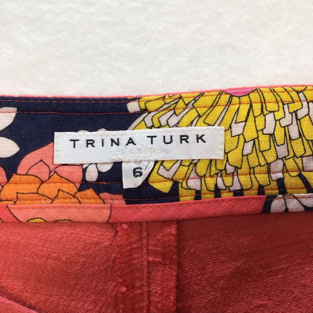 Trina Turk Red Coral Textured Tailored Shorts Size 6 Coral Summer Chic - Picture 9 of 11